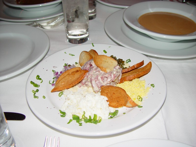 05-steaktartare.jpg