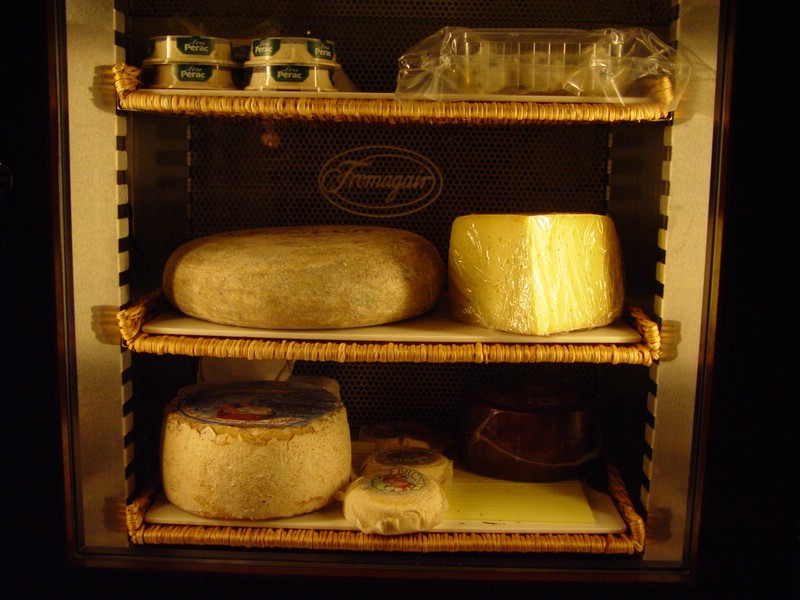 47-cheesefridge2.jpg