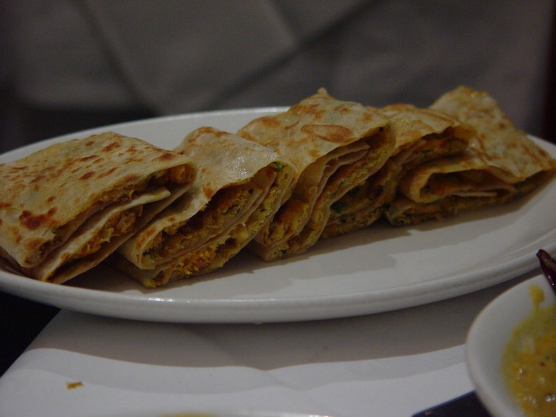 17-adipoliparatha.jpg