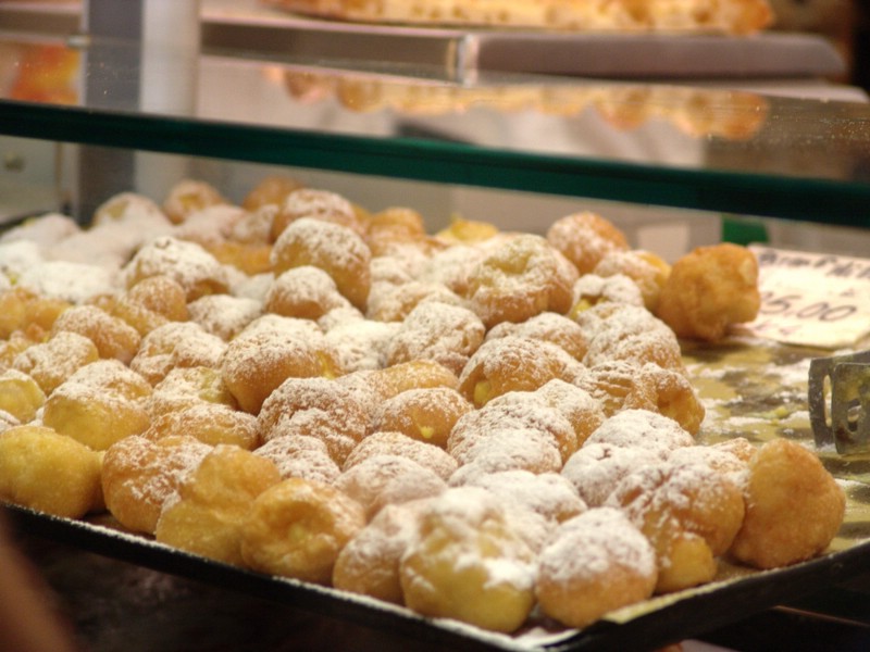 02-cream puffs.jpg