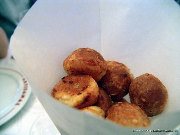 06-gougeres.jpg