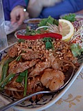 09-shrimp pad thai.jpg